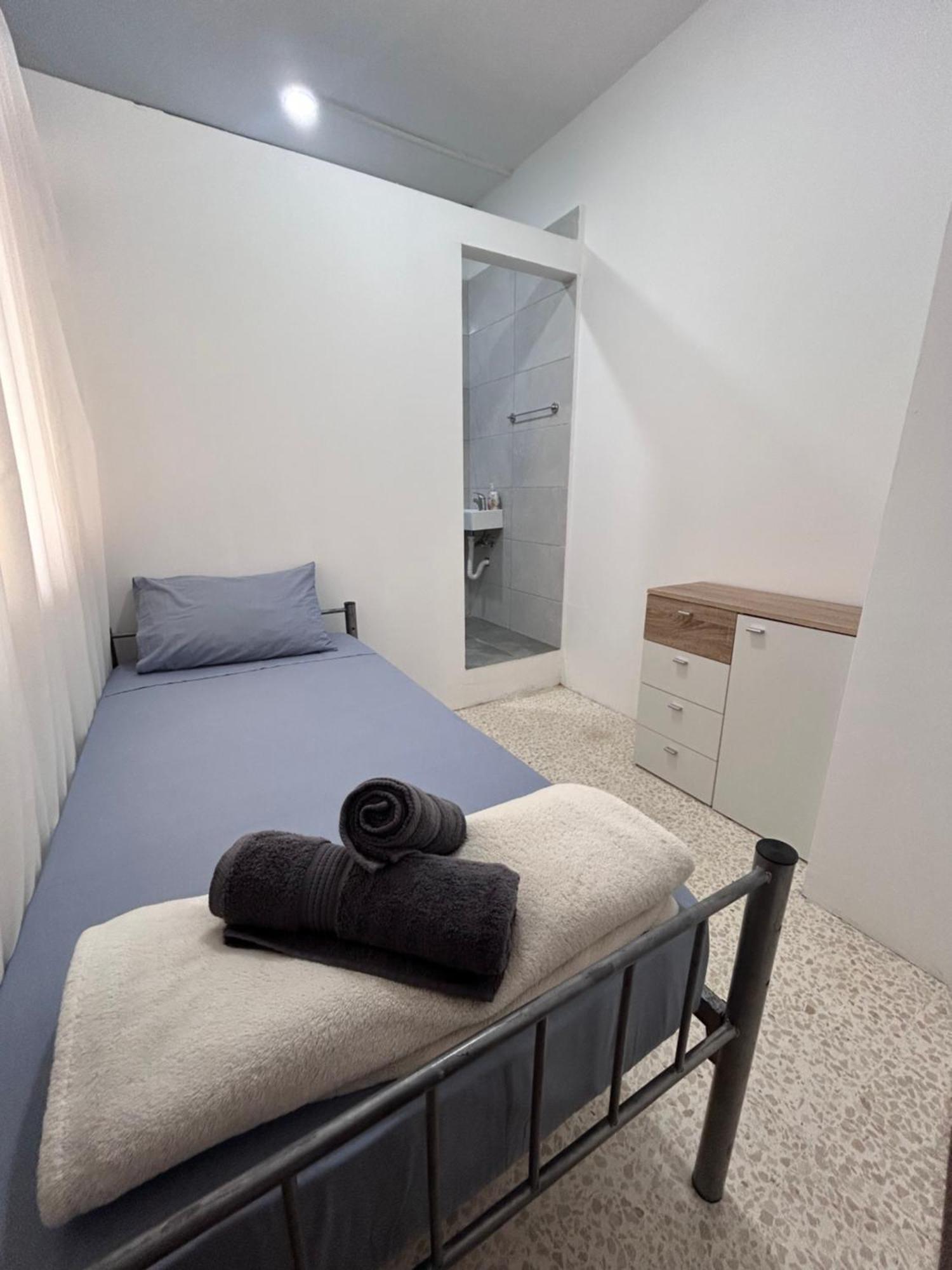 Private Room San Ġwann Esterno foto